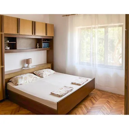 Appartement Acceptant Les Animaux Domestiques à Novi Vinodolski