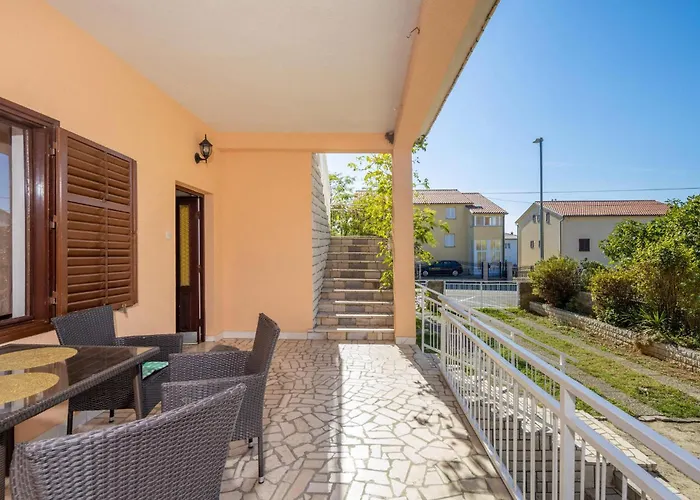 Pet Friendly * 诺维·维诺多尔斯基